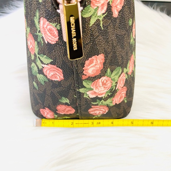 Michael Kors Cindy Large Dome Satchel - Picture 13 of 14